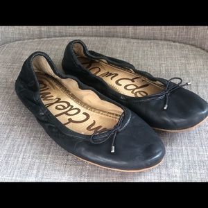 Sam Edelman navy leather flats
